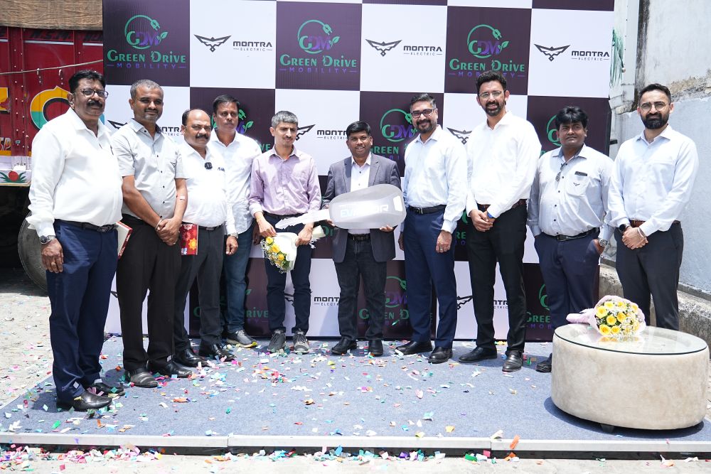 Montra Electric, along with Green Drive and TVS Vehicle Mobility Solution, delivers 100 EVIATOR 350 Electric Refrigerated Trucks for &lsquo;More Retail&rsquo; across Major Cities
